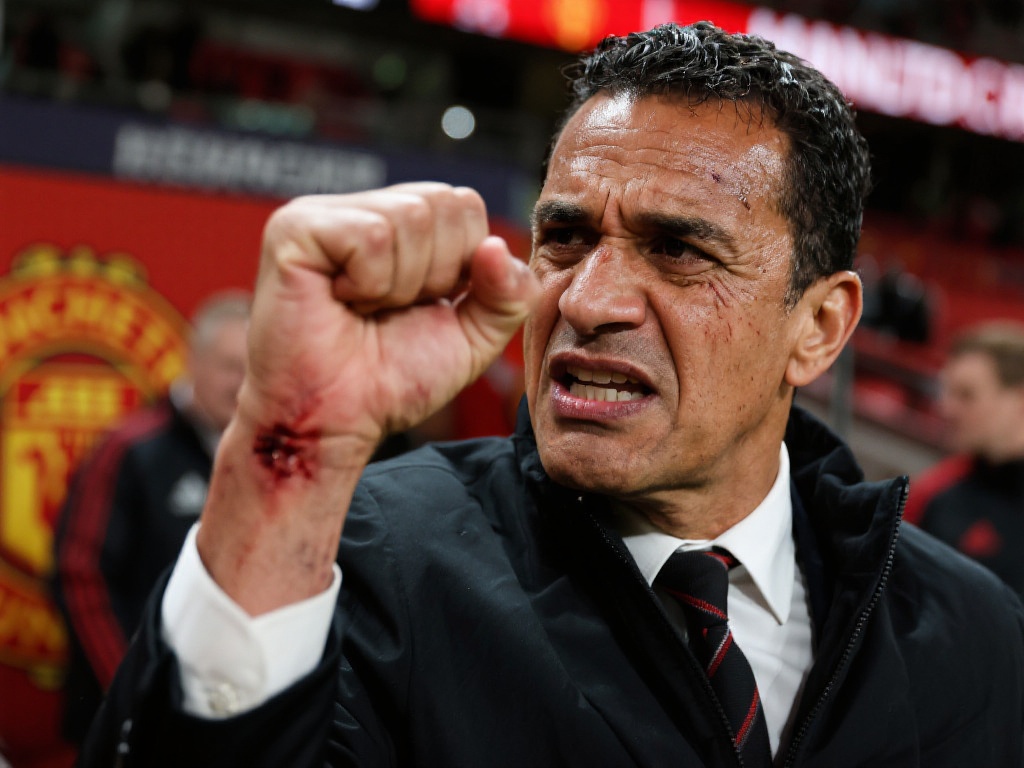 探讨如何在 探讨如何在